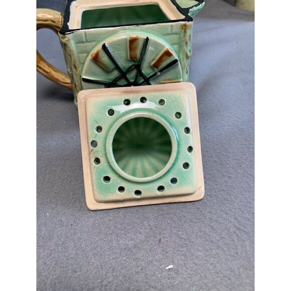 Vintage Cottage-Themed Ceramic Citrus Reamer with Lid & Handle - Picture 7 of 15